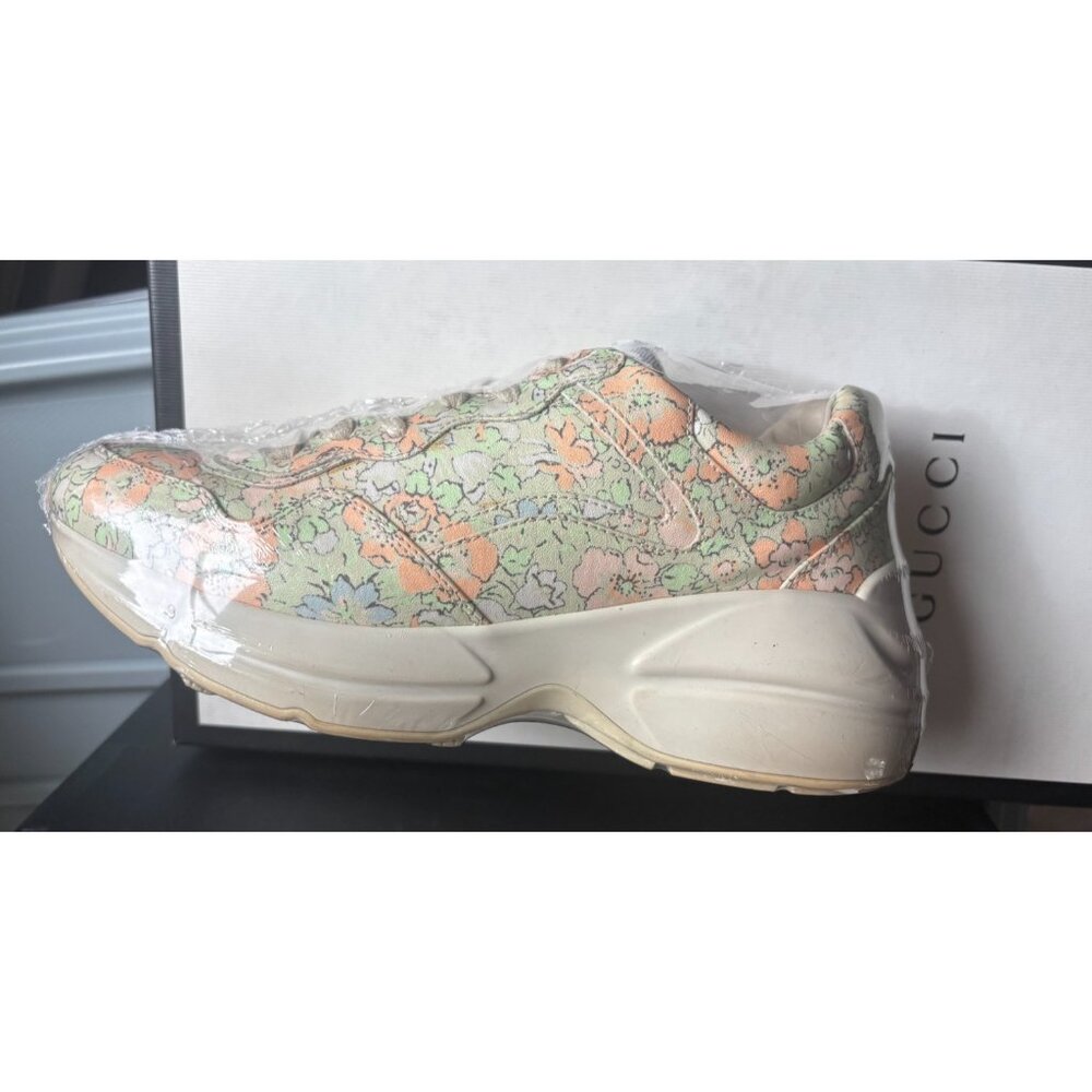 Gucci BlossomShoes Womens Lace up Sneakers Size 6-6.5 Used Dust Bag Box Included - Picture 3 of 15